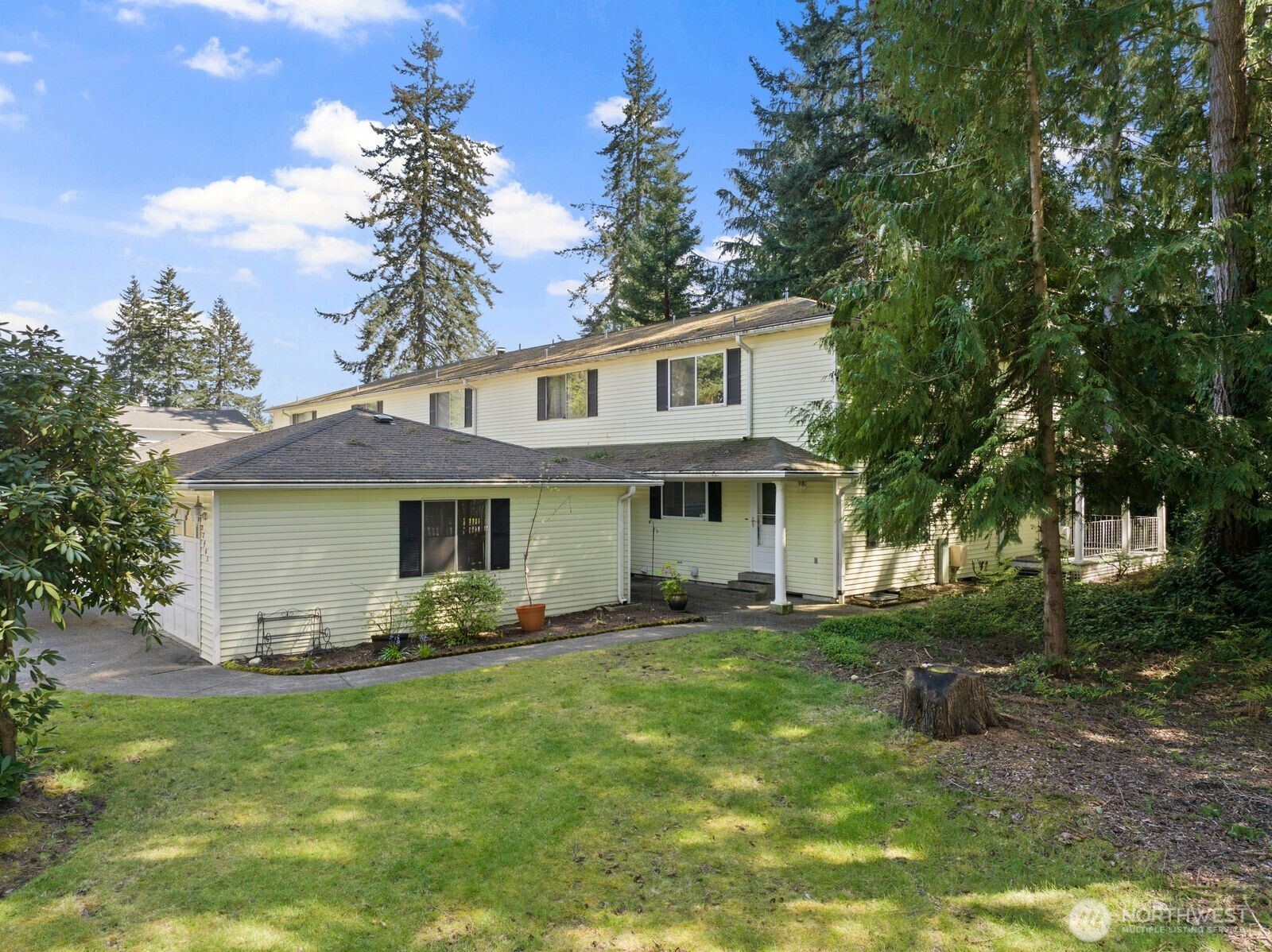 32405 1st Place S, Federal Way, WA 98003-5710