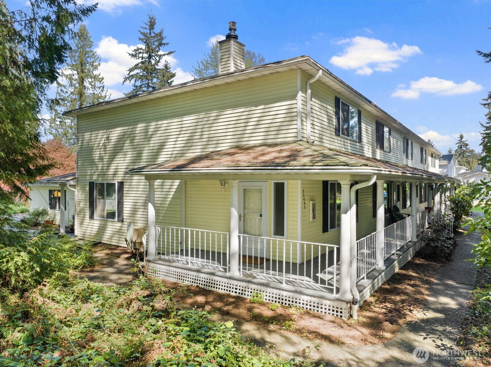 32405 1st Place S, Federal Way, WA 98003-5710