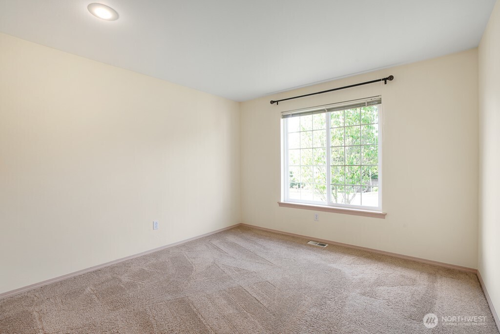 8121 NE 126TH Street , Kirkland, WA 98034