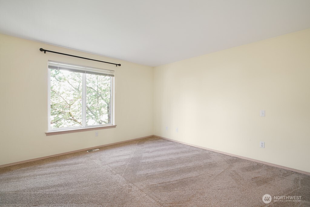 8121 NE 126TH Street , Kirkland, WA 98034