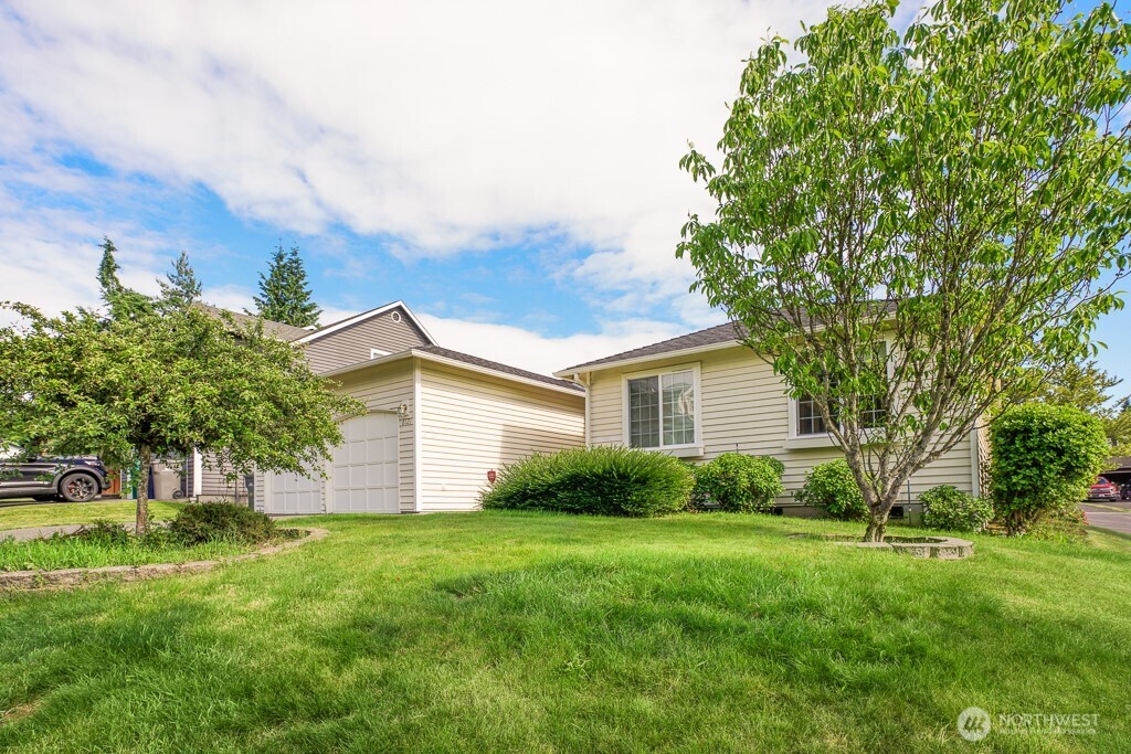 8121 NE 126TH Street , Kirkland, WA 98034