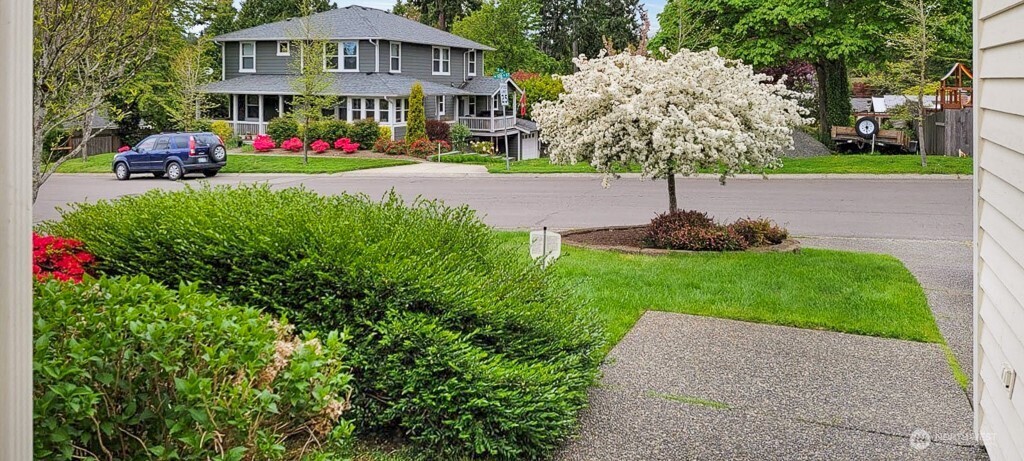 8121 NE 126TH Street , Kirkland, WA 98034