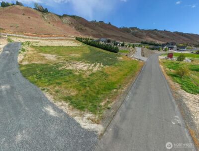 3085 Martin Place , East Wenatchee, WA 98802 - Photo 8