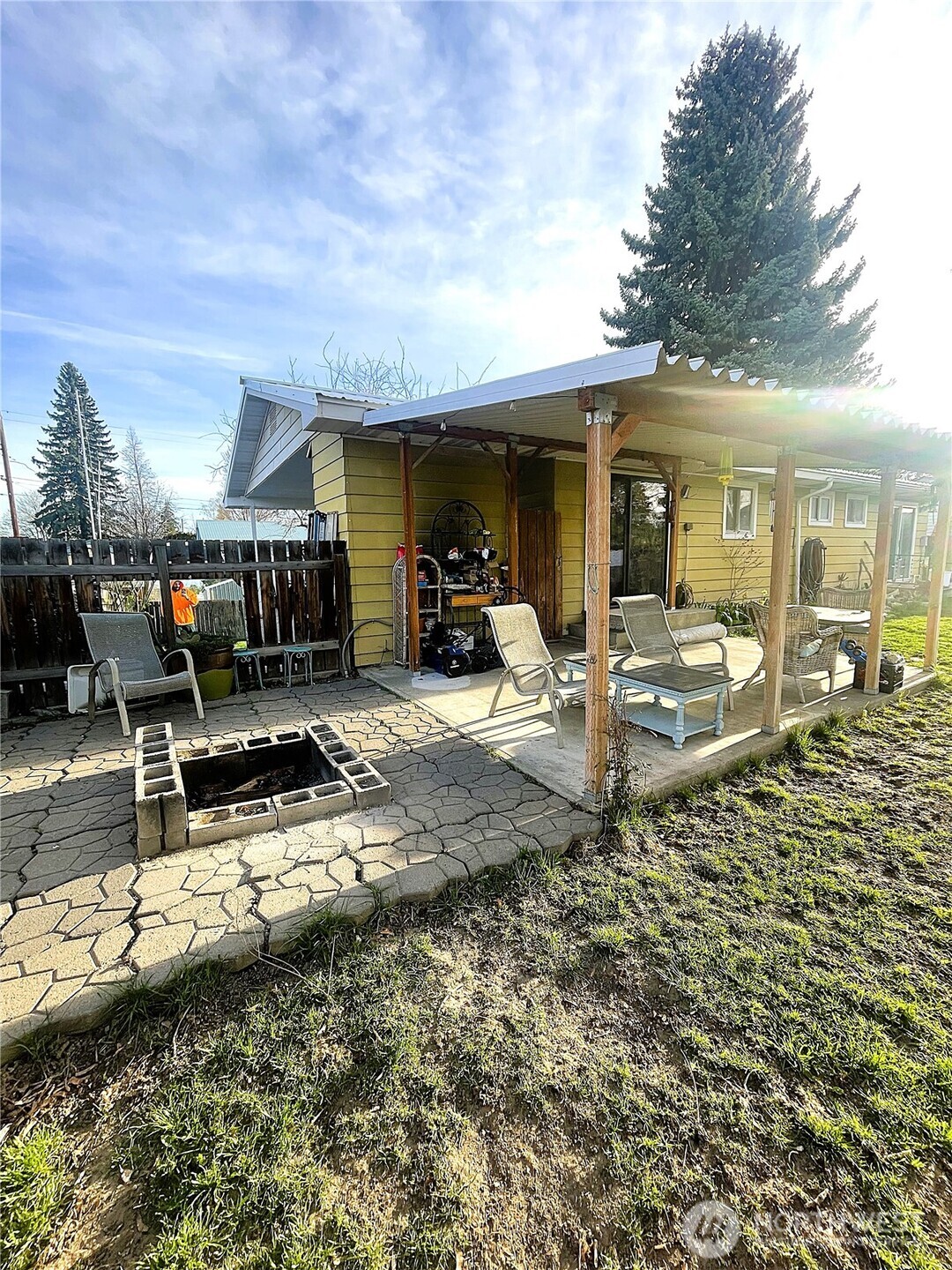 104 W First Street , Waterville, WA 98858