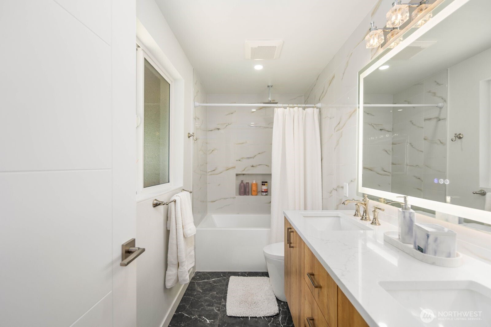 2001 17th Avenue , Milton, WA 98354