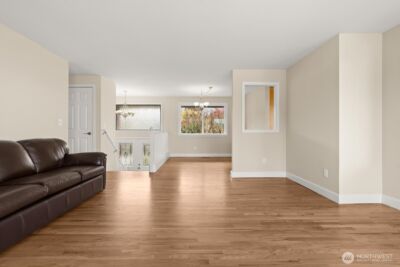 944 Maple Street , Edmonds, WA 98020 - Photo 8
