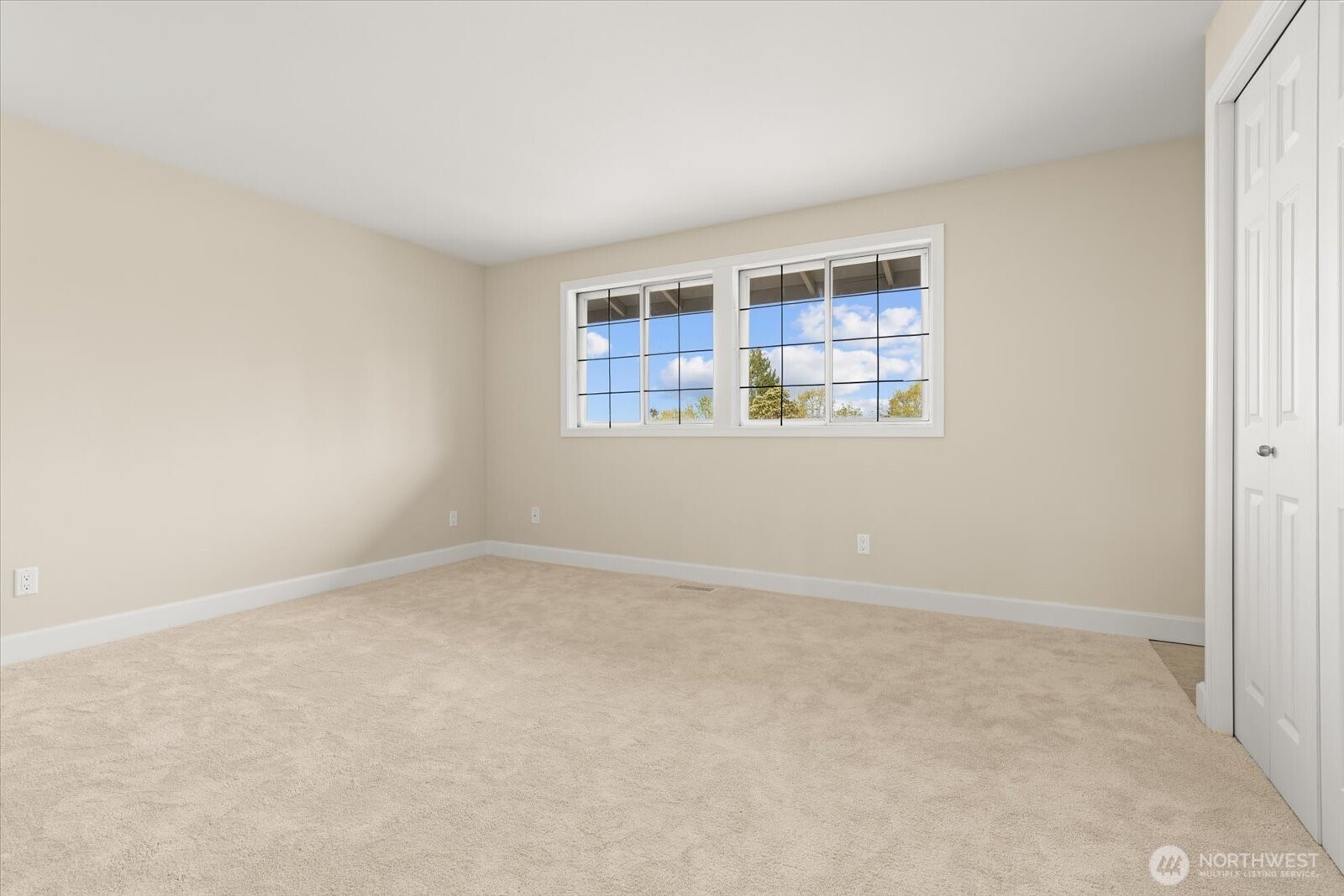 944 Maple Street , Edmonds, WA 98020