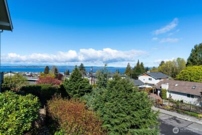 944 Maple Street , Edmonds, WA 98020 - Photo 3
