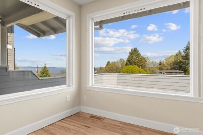 944 Maple Street , Edmonds, WA 98020 - Photo 5