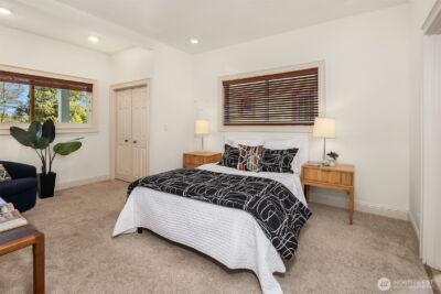 6067 6th Avenue NE, Seattle, WA 98115 - Photo 14
