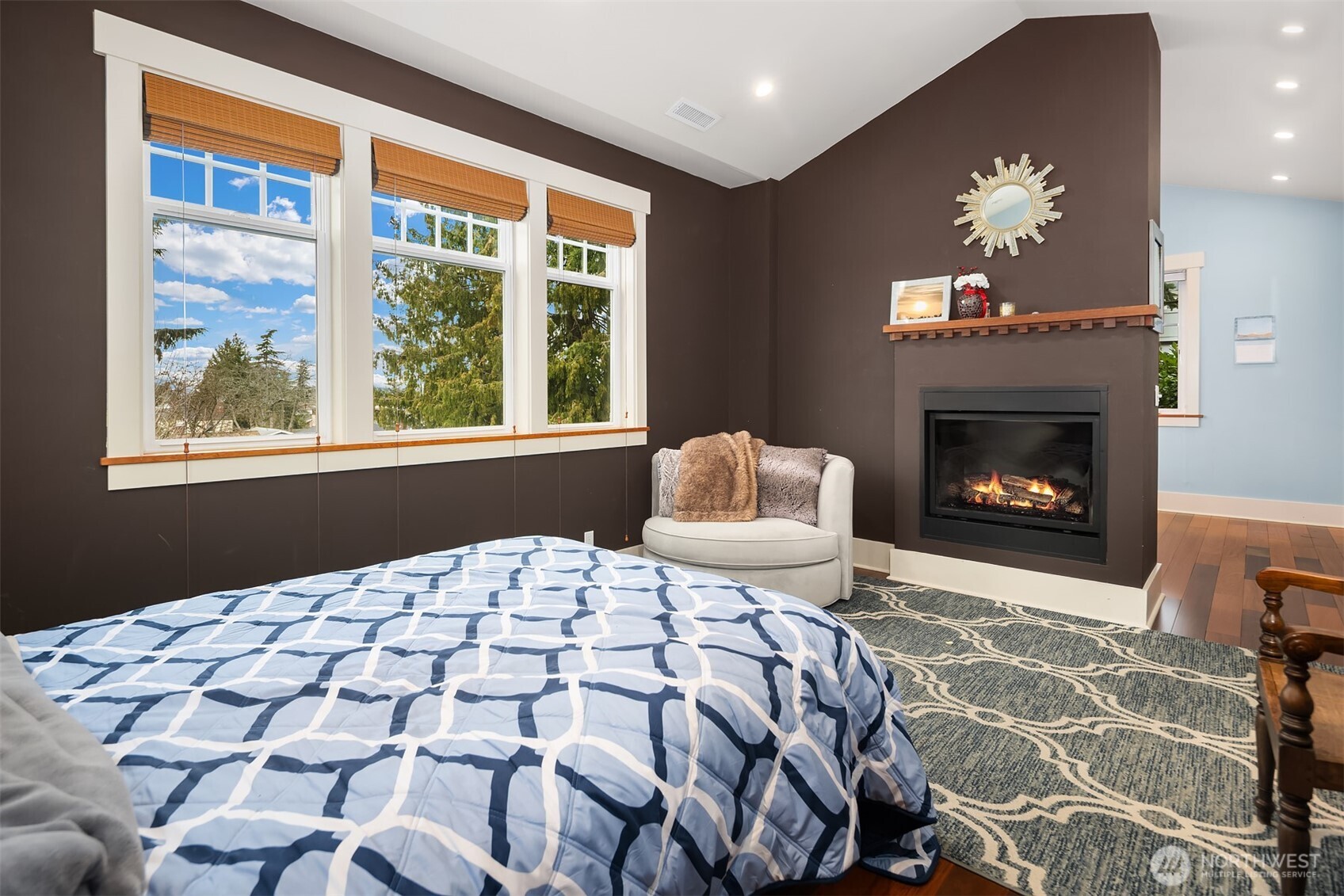 6016 44th Avenue SW, Seattle, WA 98136