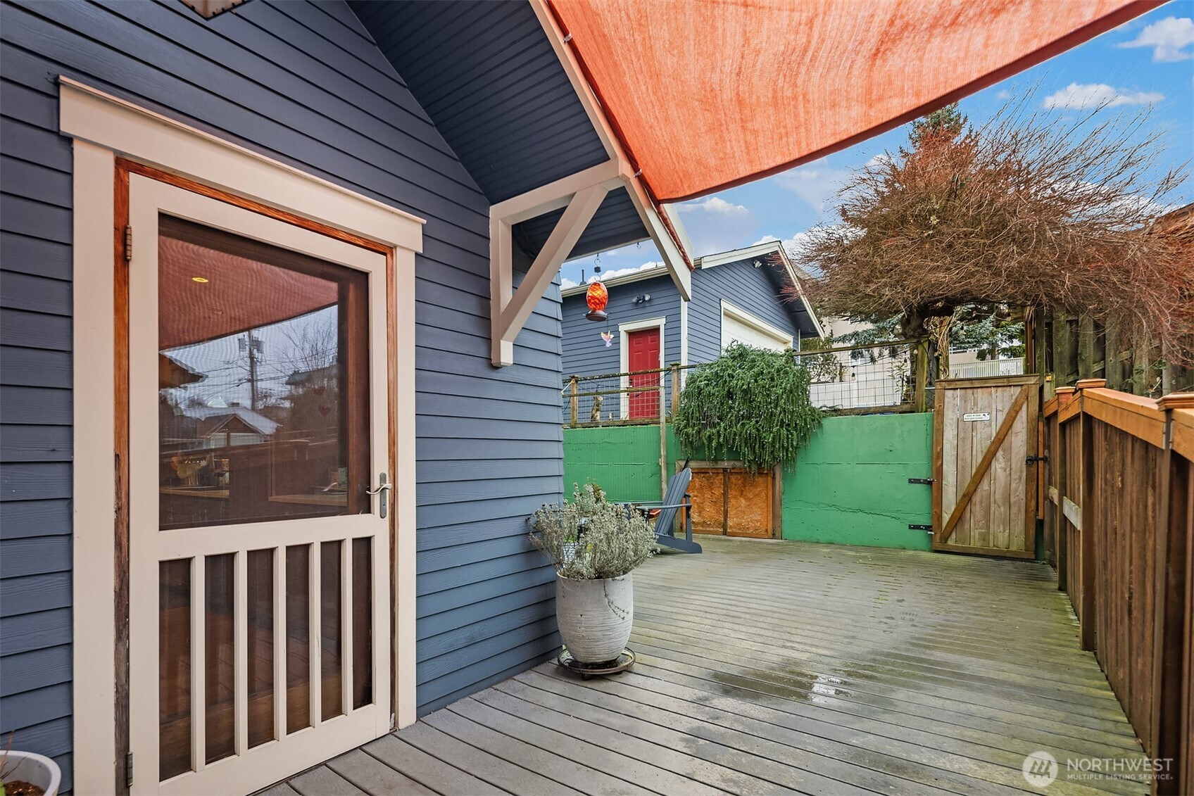 6016 44th Avenue SW, Seattle, WA 98136