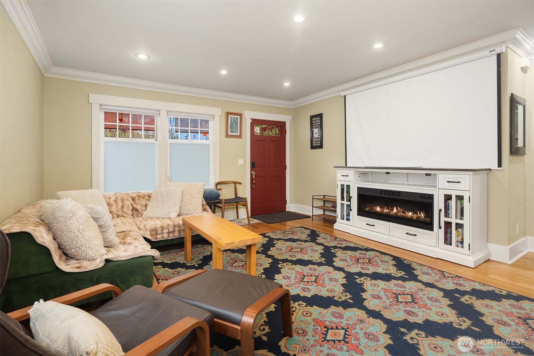 6016 44th Avenue SW, Seattle, WA 98136
