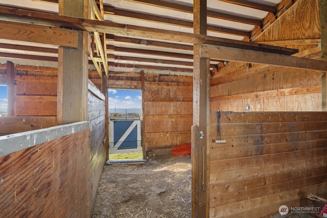 221 Upper Green Canyon Road , Ellensburg, WA 98926