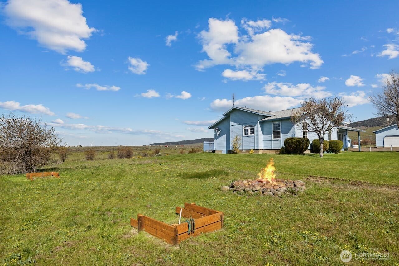 221 Upper Green Canyon Road , Ellensburg, WA 98926