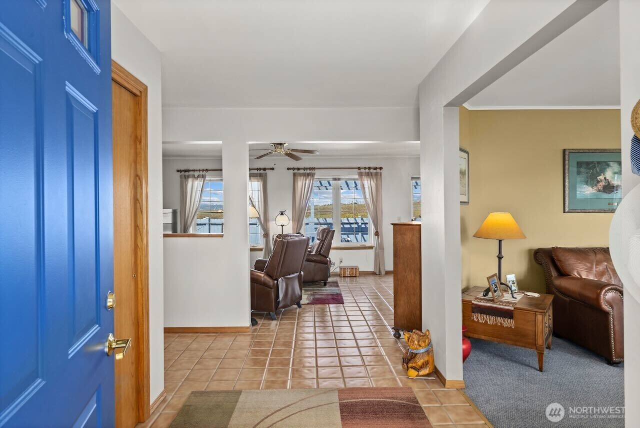 221 Upper Green Canyon Road , Ellensburg, WA 98926