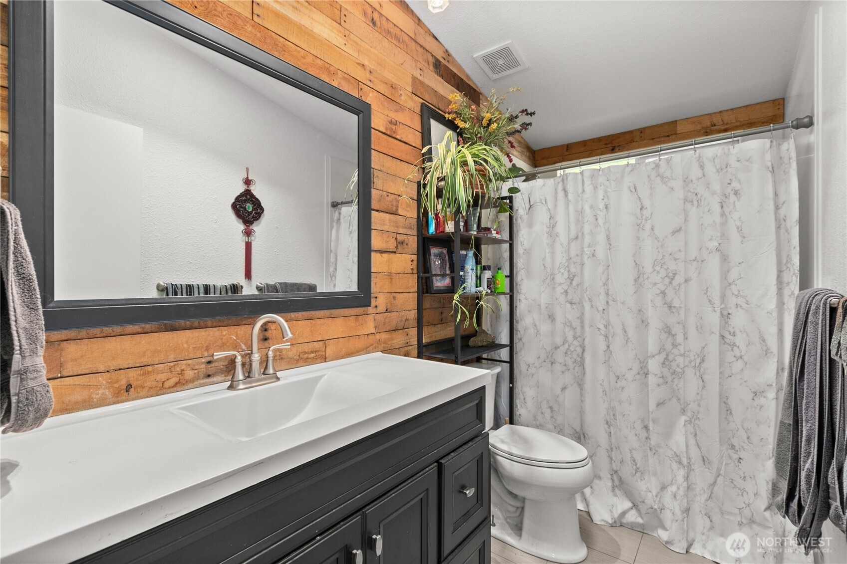 26497 Helmick Road , Sedro Woolley, WA 98284