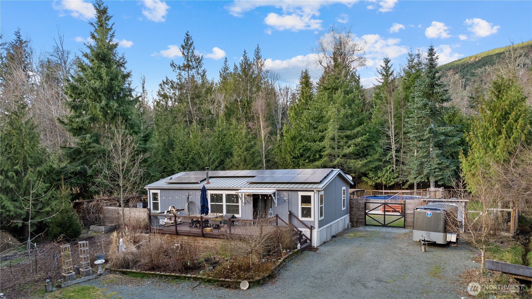 26497 Helmick Road , Sedro Woolley, WA 98284