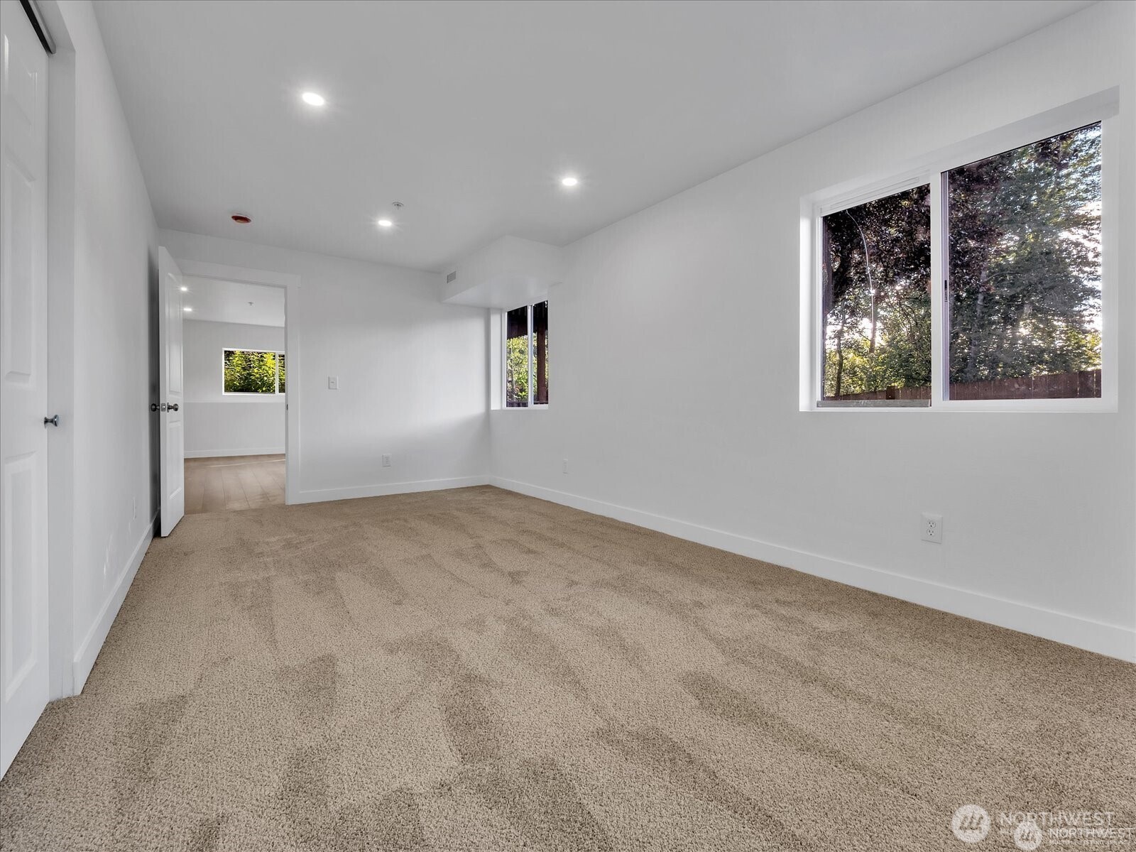 4032 152nd Place SW, Lynnwood, WA 98087