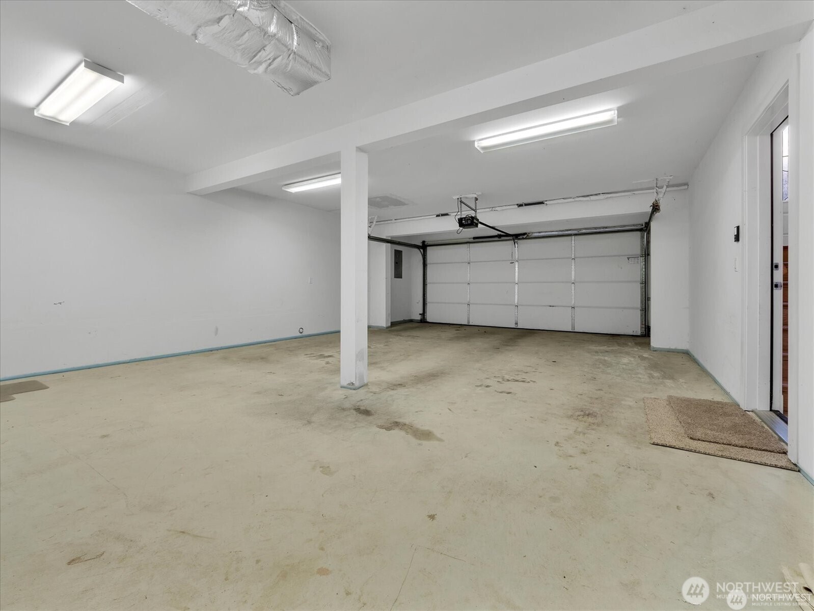 4032 152nd Place SW, Lynnwood, WA 98087