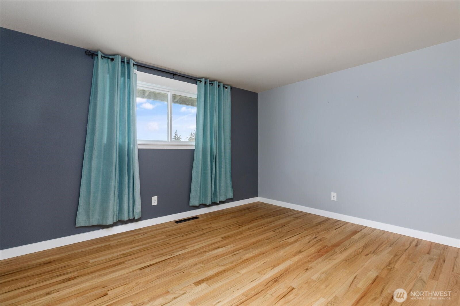 1321 Orchard Loop , Oak Harbor, WA 98277