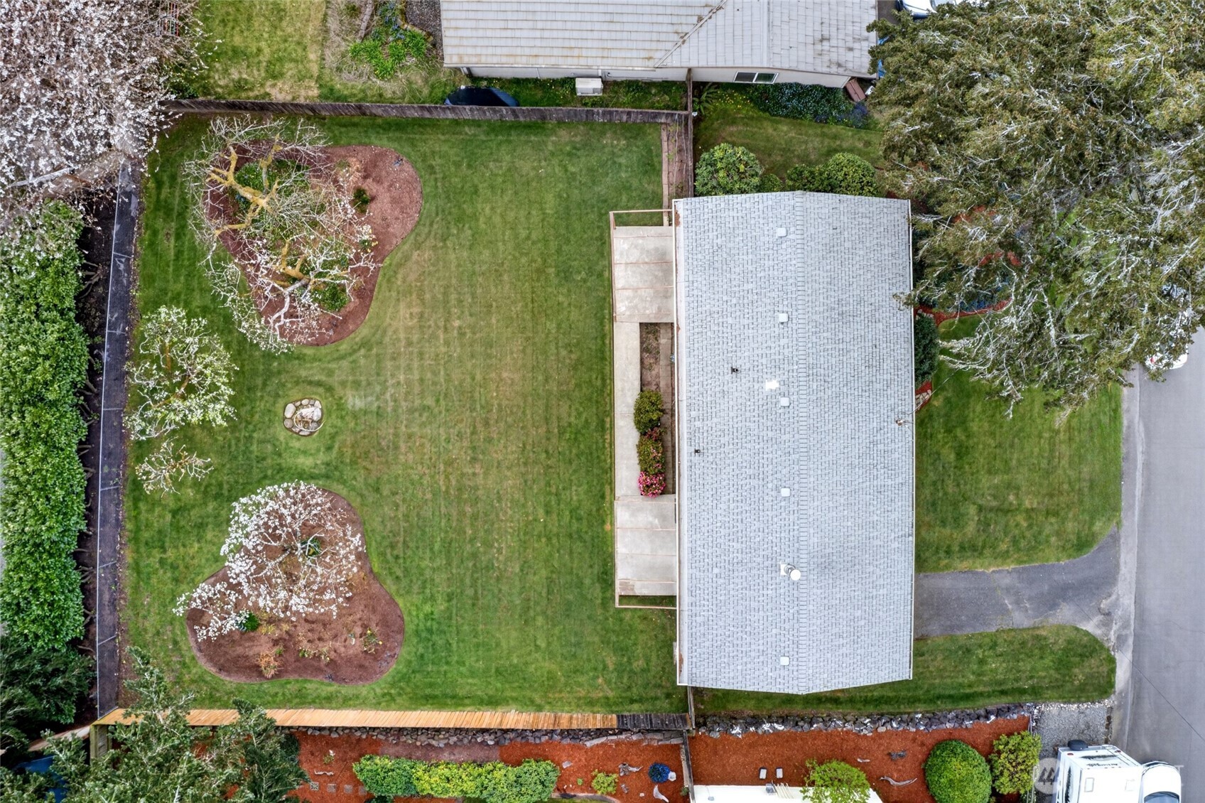 2717 SW 328th Street , Federal Way, WA 98023-2824