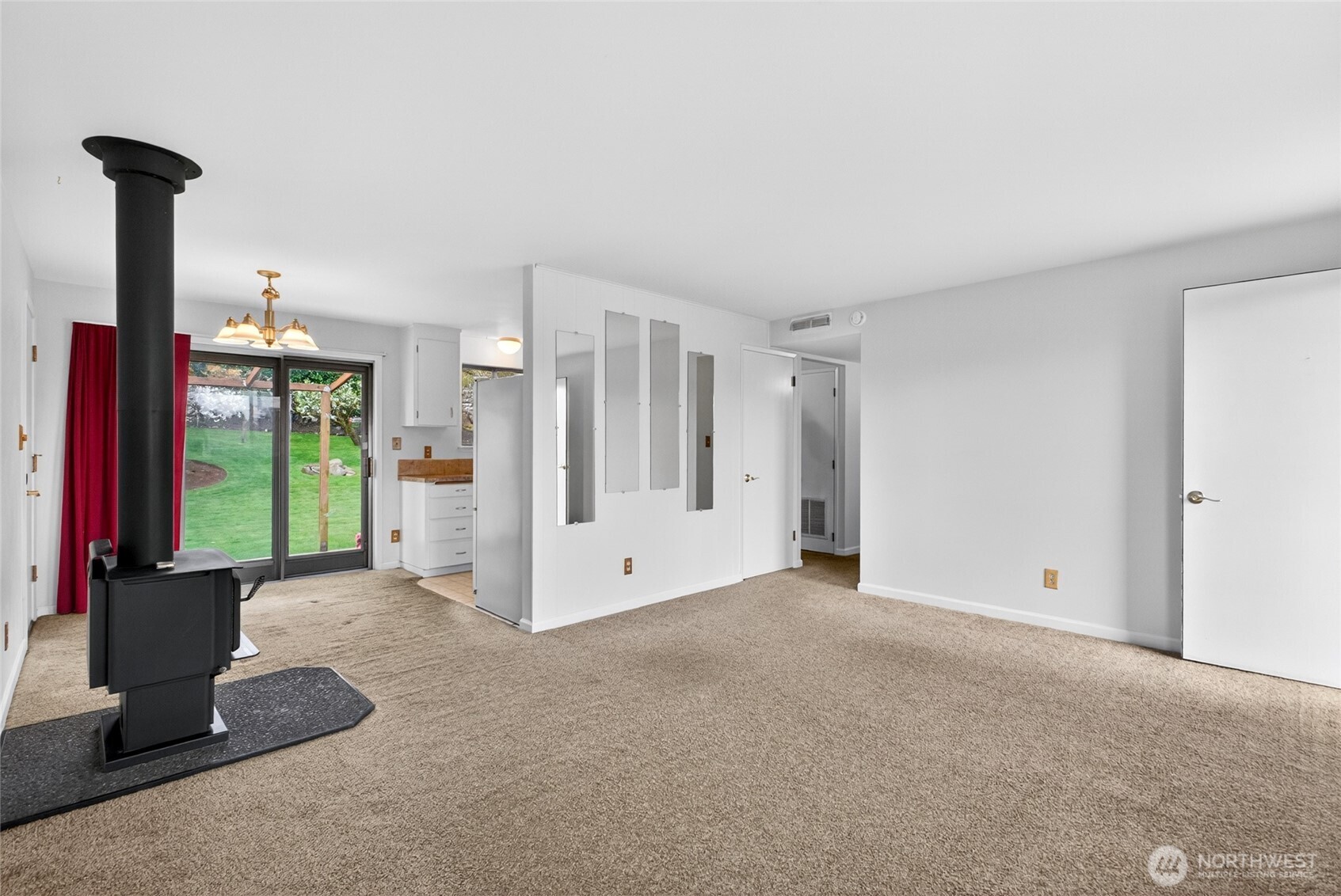 2717 SW 328th Street , Federal Way, WA 98023-2824