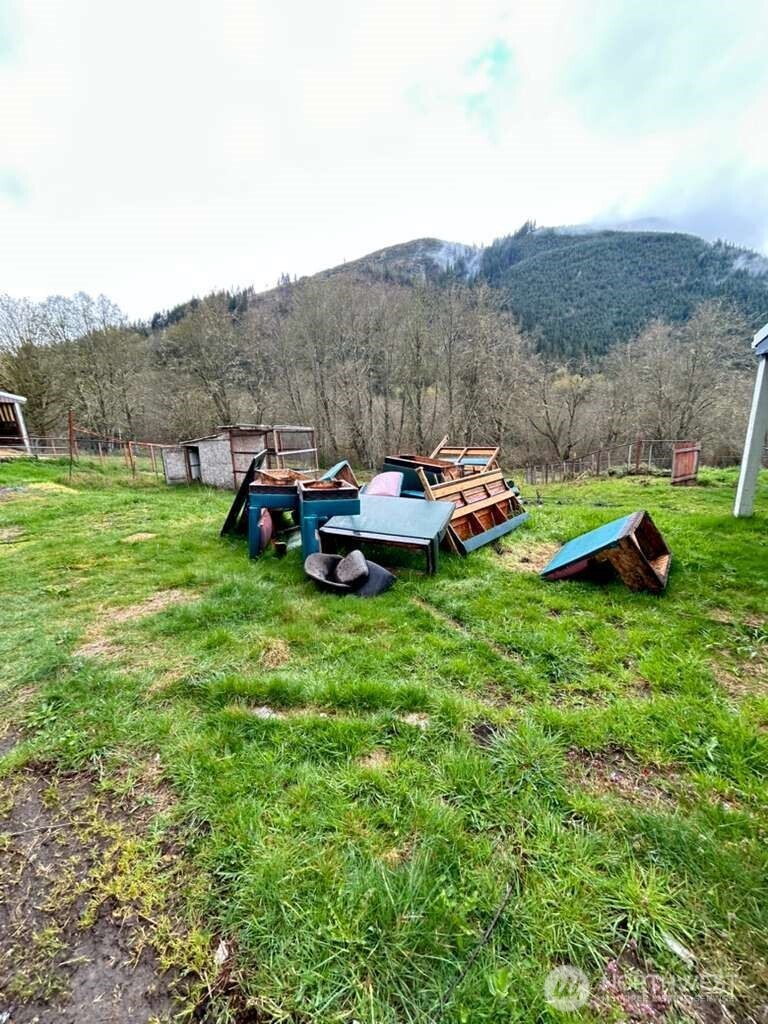431 Highland Valley Road , Morton, WA 98356
