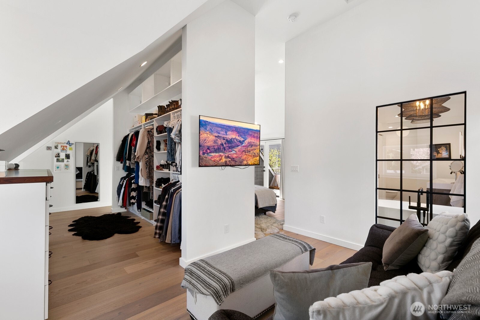 5932 California Avenue SW, Seattle, WA 98136