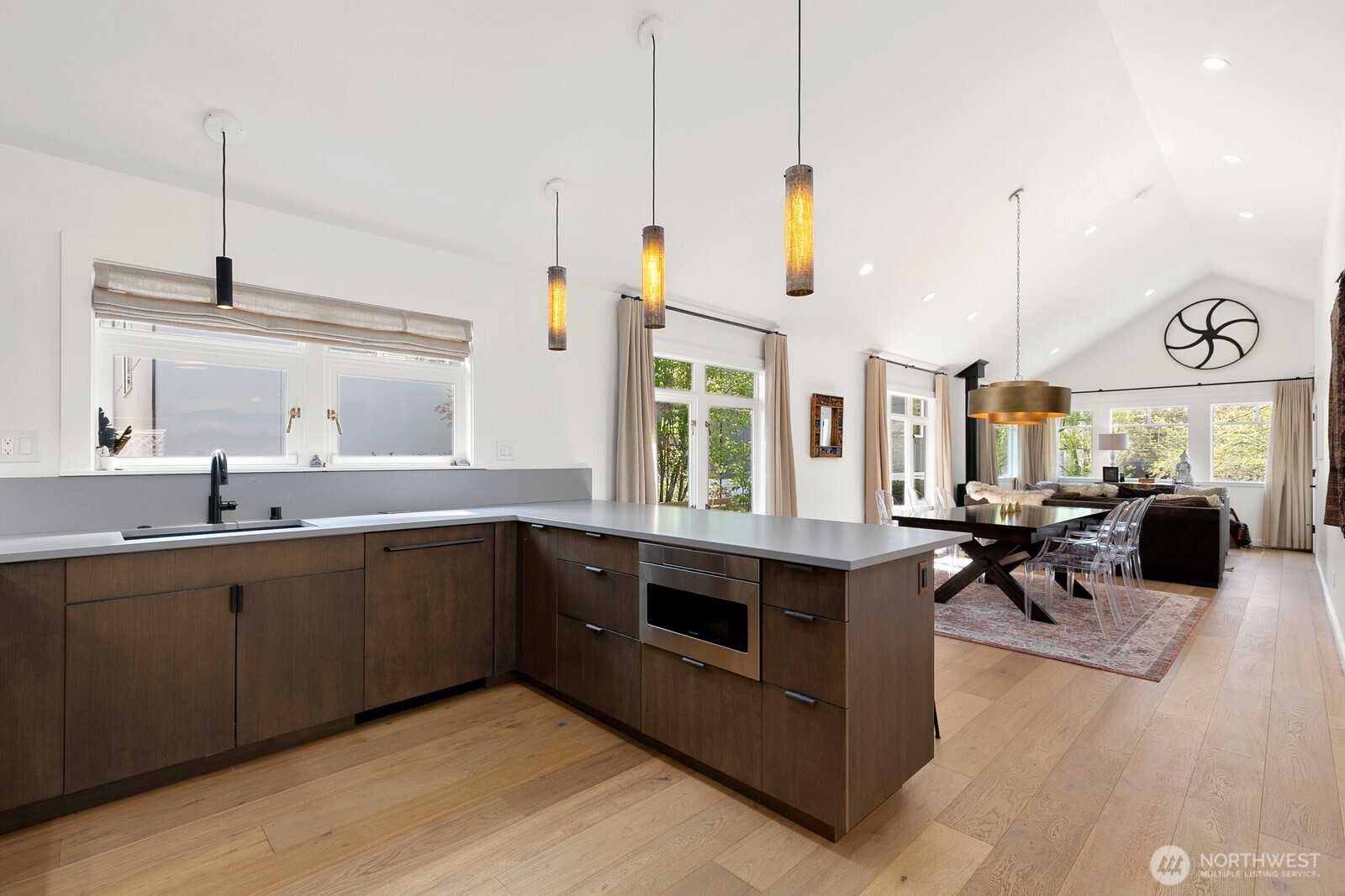 5932 California Avenue SW, Seattle, WA 98136