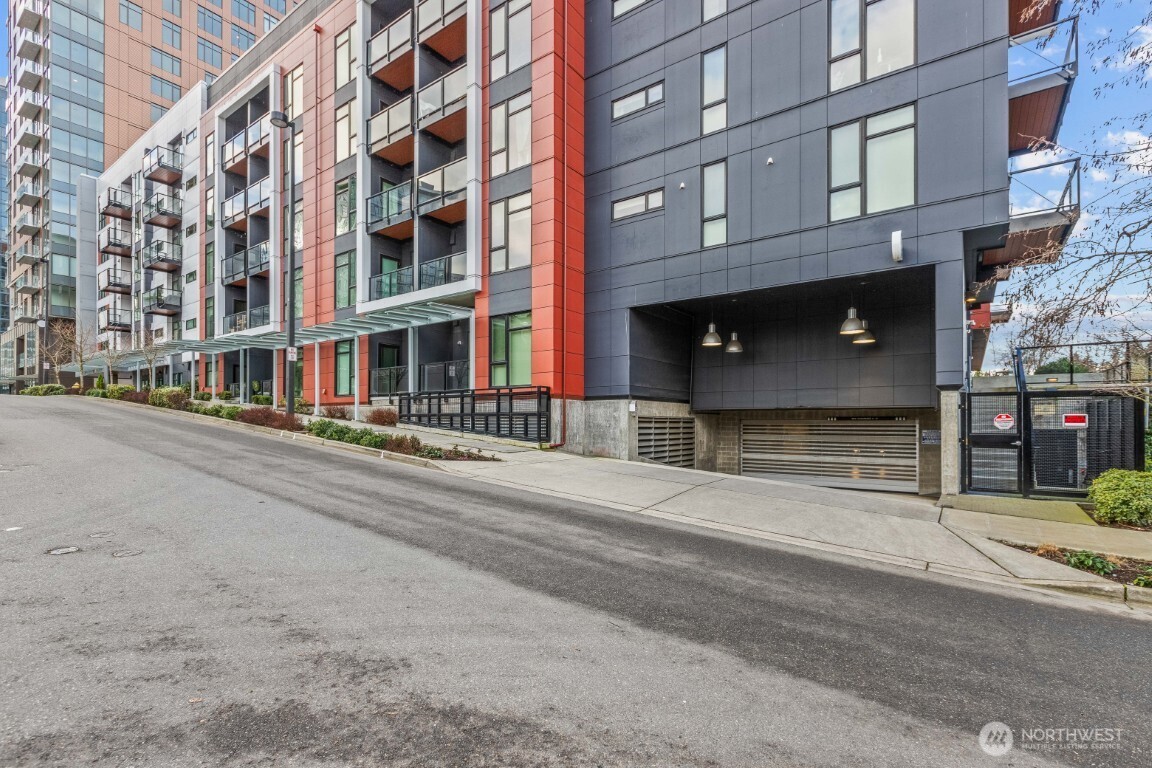 1085 103rd Avenue NE #614, Bellevue, WA 98004