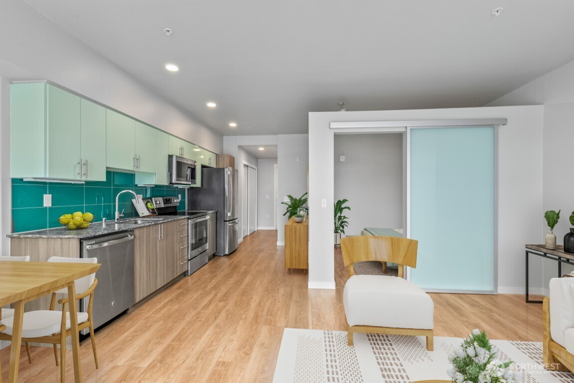 1085 103rd Avenue NE #614, Bellevue, WA 98004