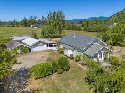 1676 Collins Road , Buckley, WA 98321-9480