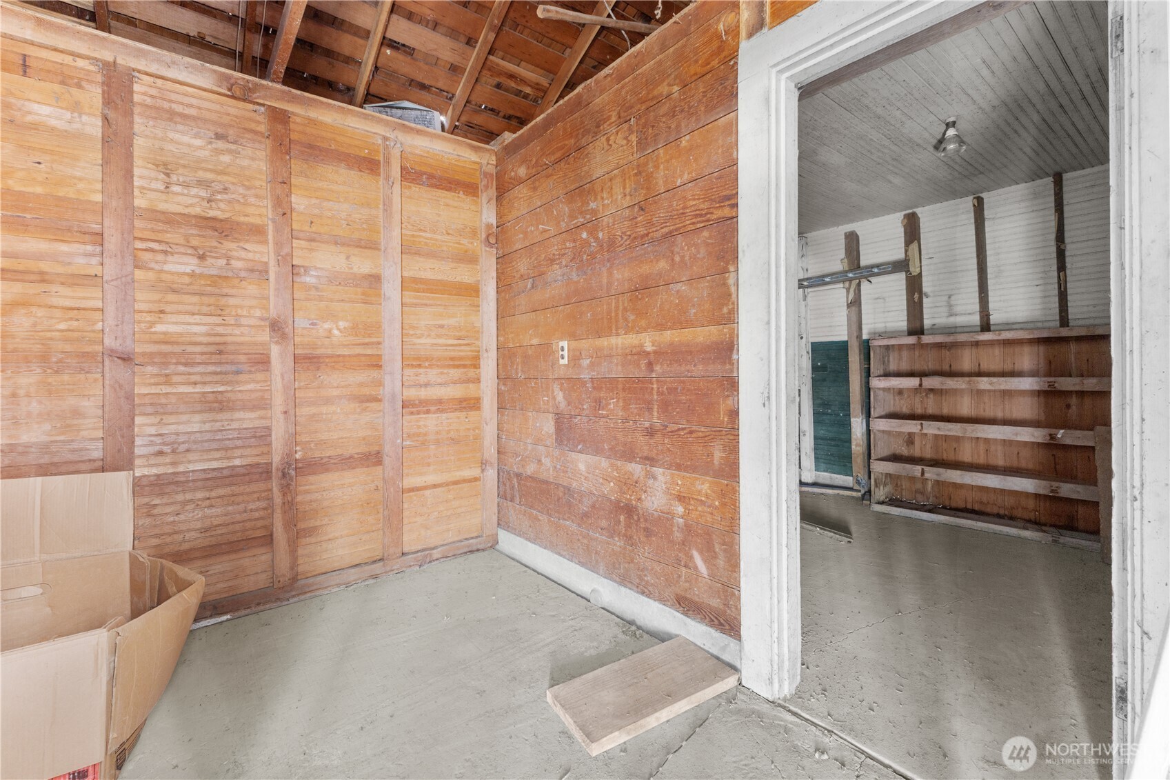 1676 Collins Road , Buckley, WA 98321-9480