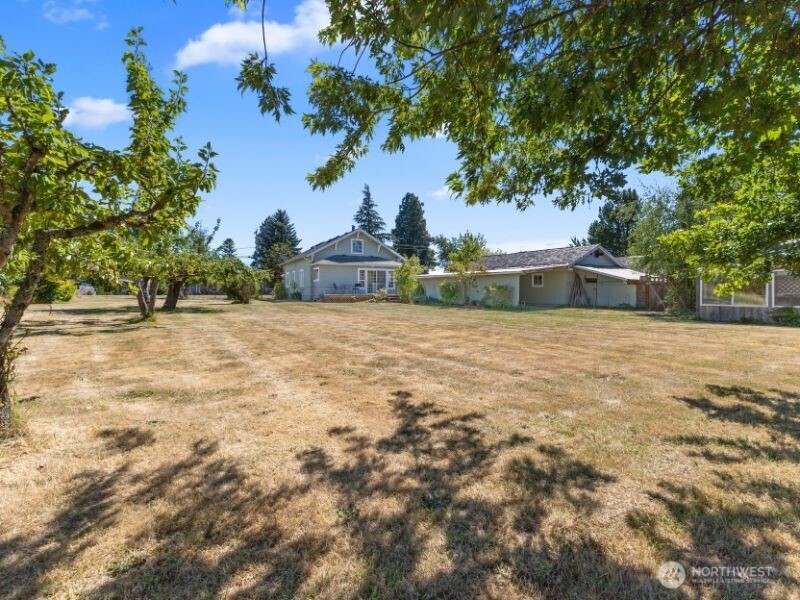 1676 Collins Road , Buckley, WA 98321-9480