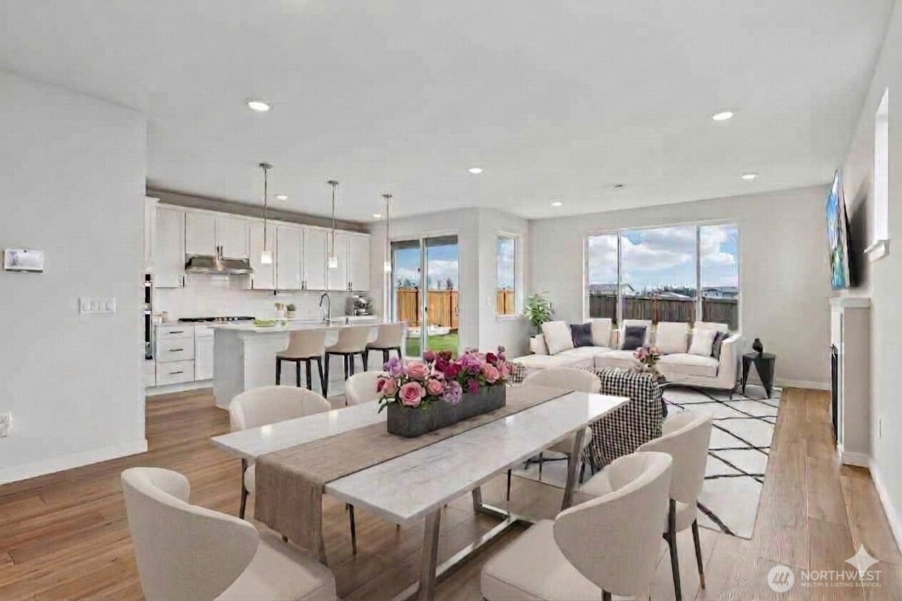 18351 134th Avenue E, Puyallup, WA 98374-1344