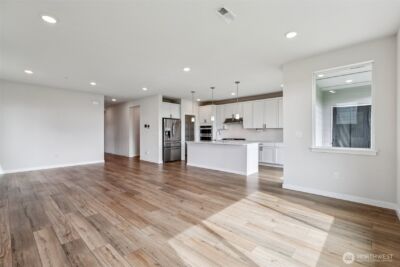 18351 134th Avenue E, Puyallup, WA 98374-1344 - Photo 9