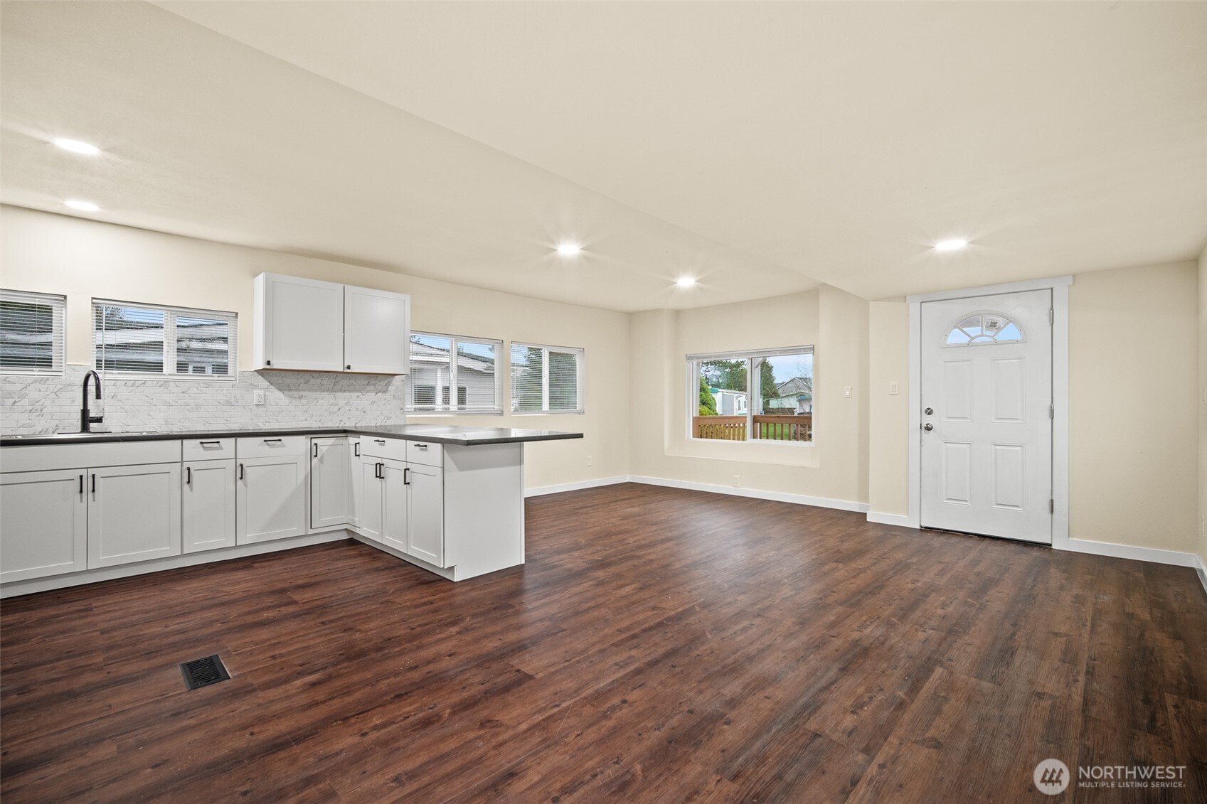 2392 Douglas Road #4, Ferndale, WA 98248