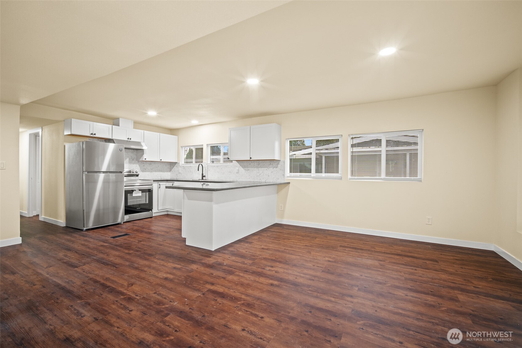 2392 Douglas Road #4, Ferndale, WA 98248