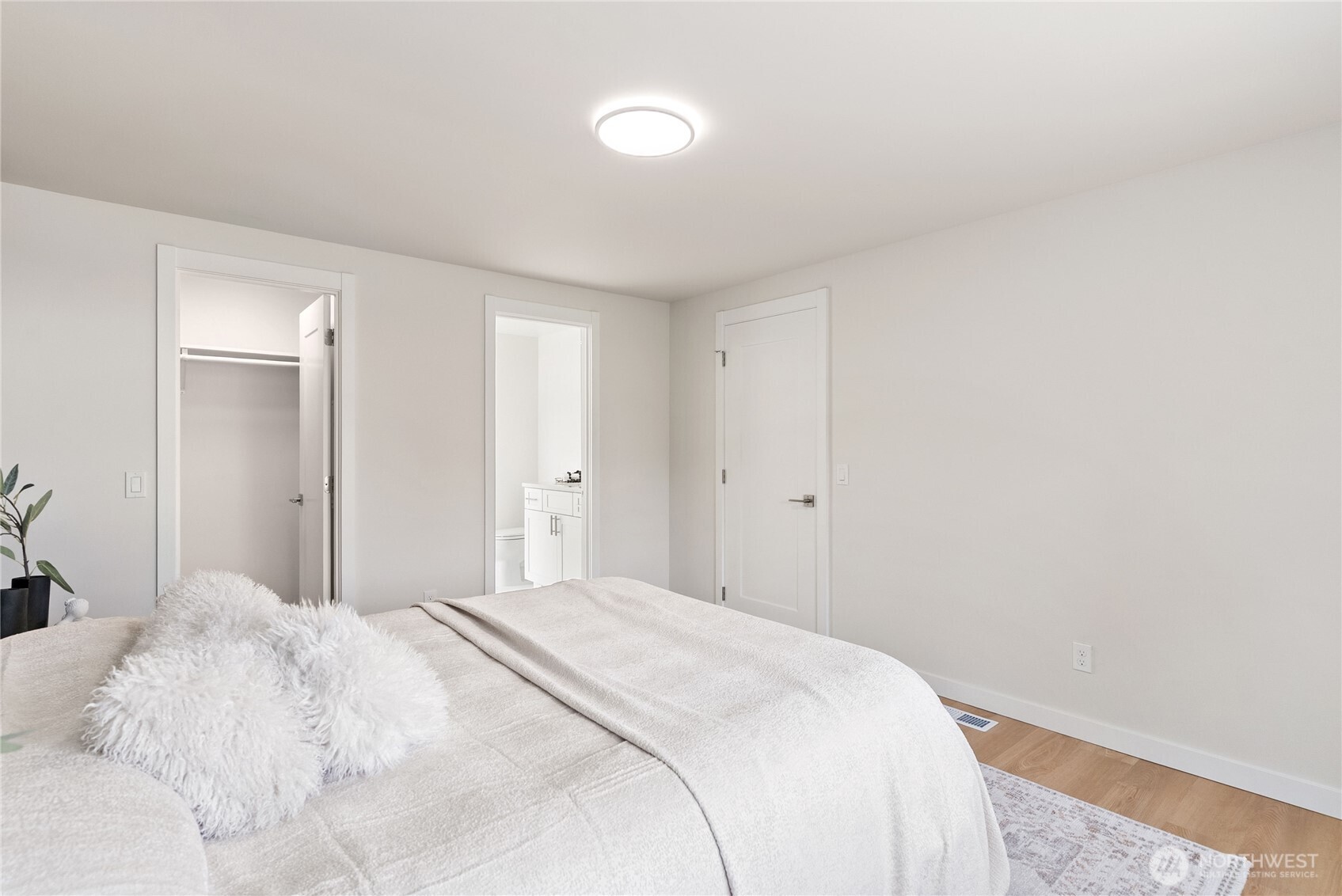 651 S 143rd Place , Burien, WA 98168