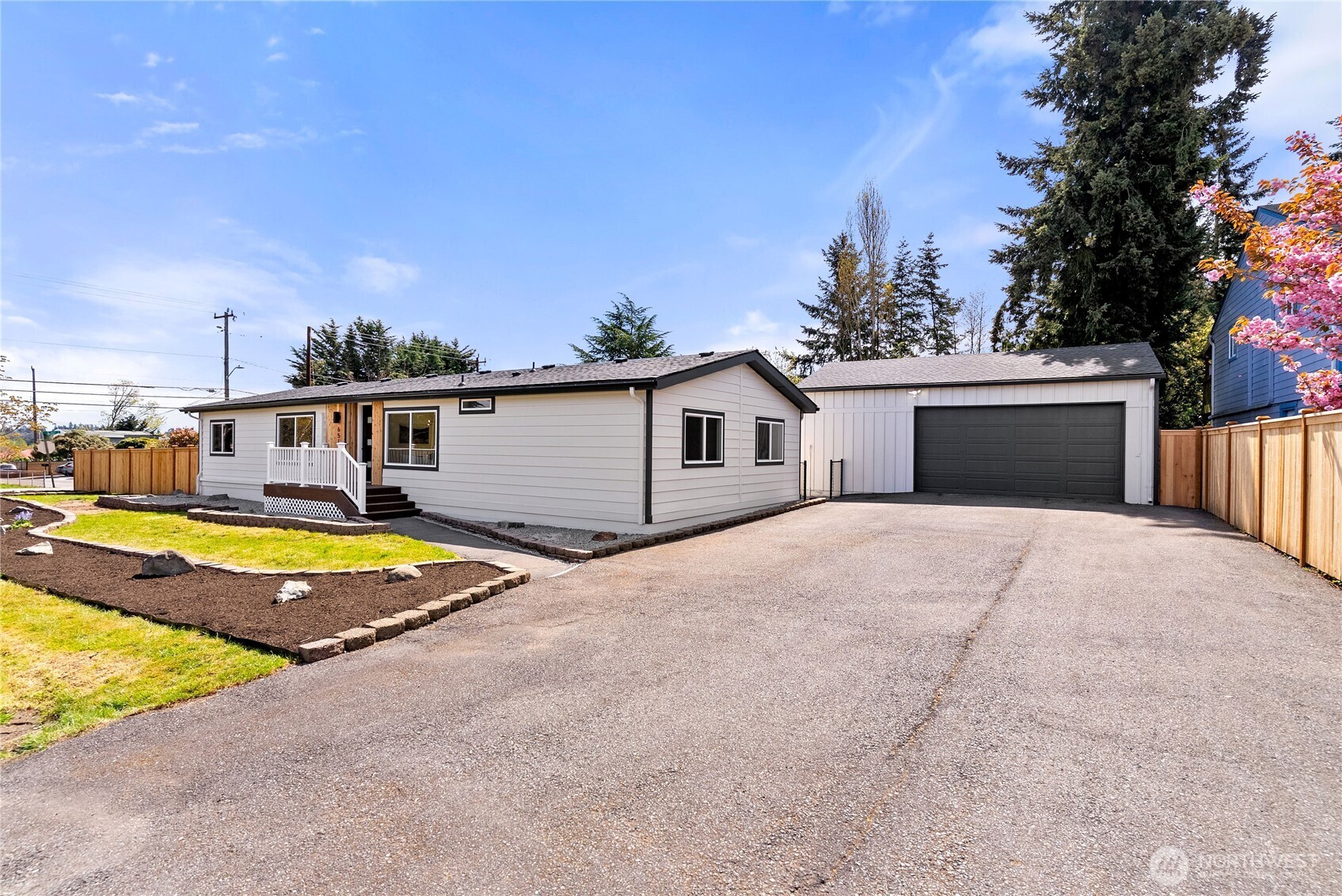 651 S 143rd Place , Burien, WA 98168
