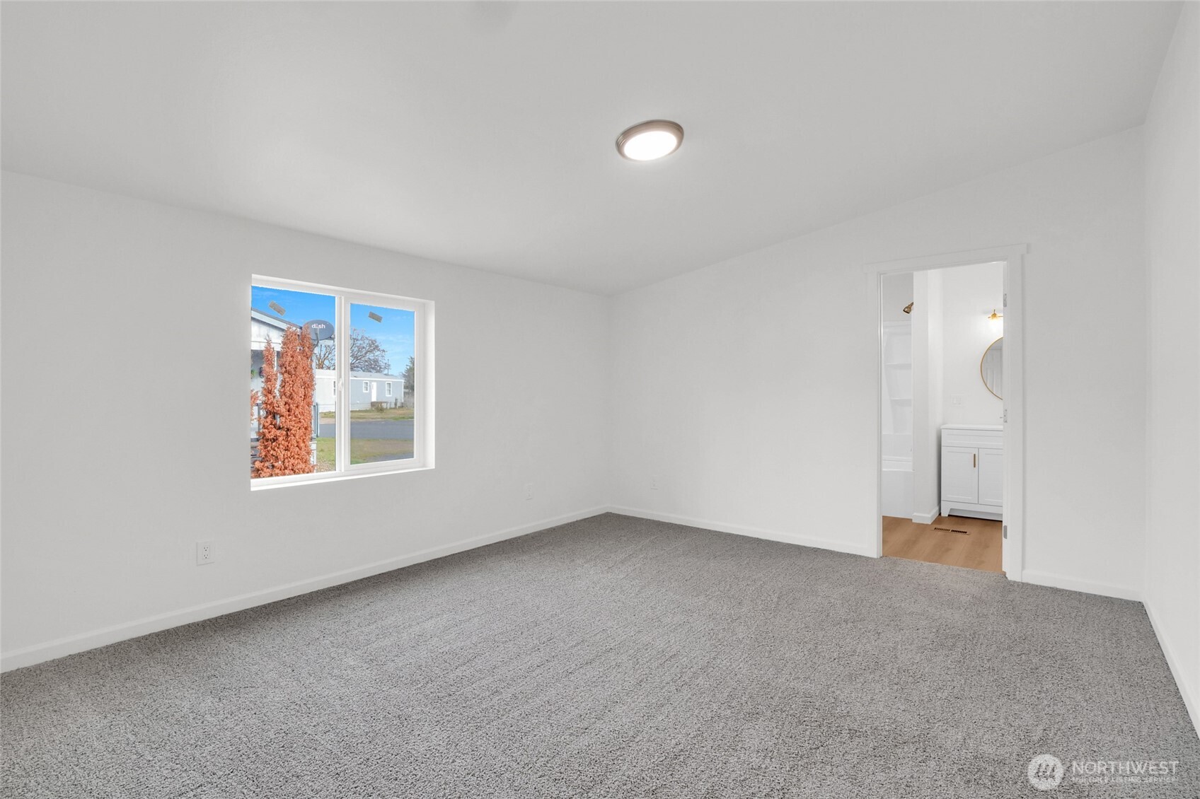 4815 NE Airway Drive #128, Moses Lake, WA 98837
