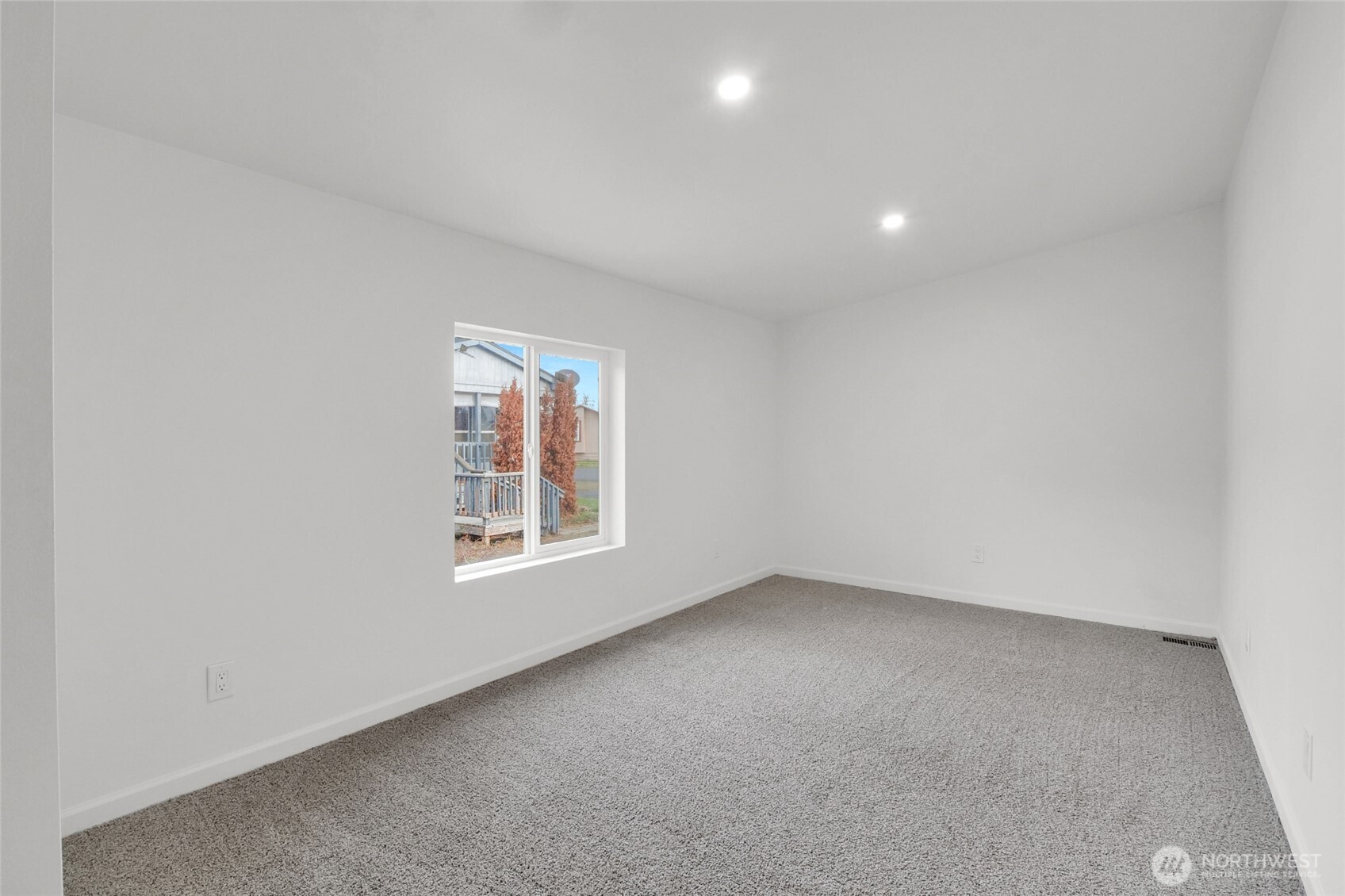 4815 NE Airway Drive #128, Moses Lake, WA 98837