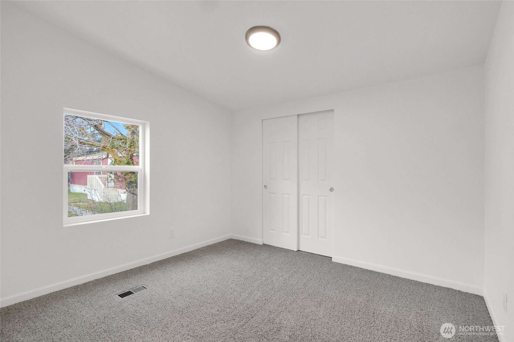 4815 NE Airway Drive #128, Moses Lake, WA 98837