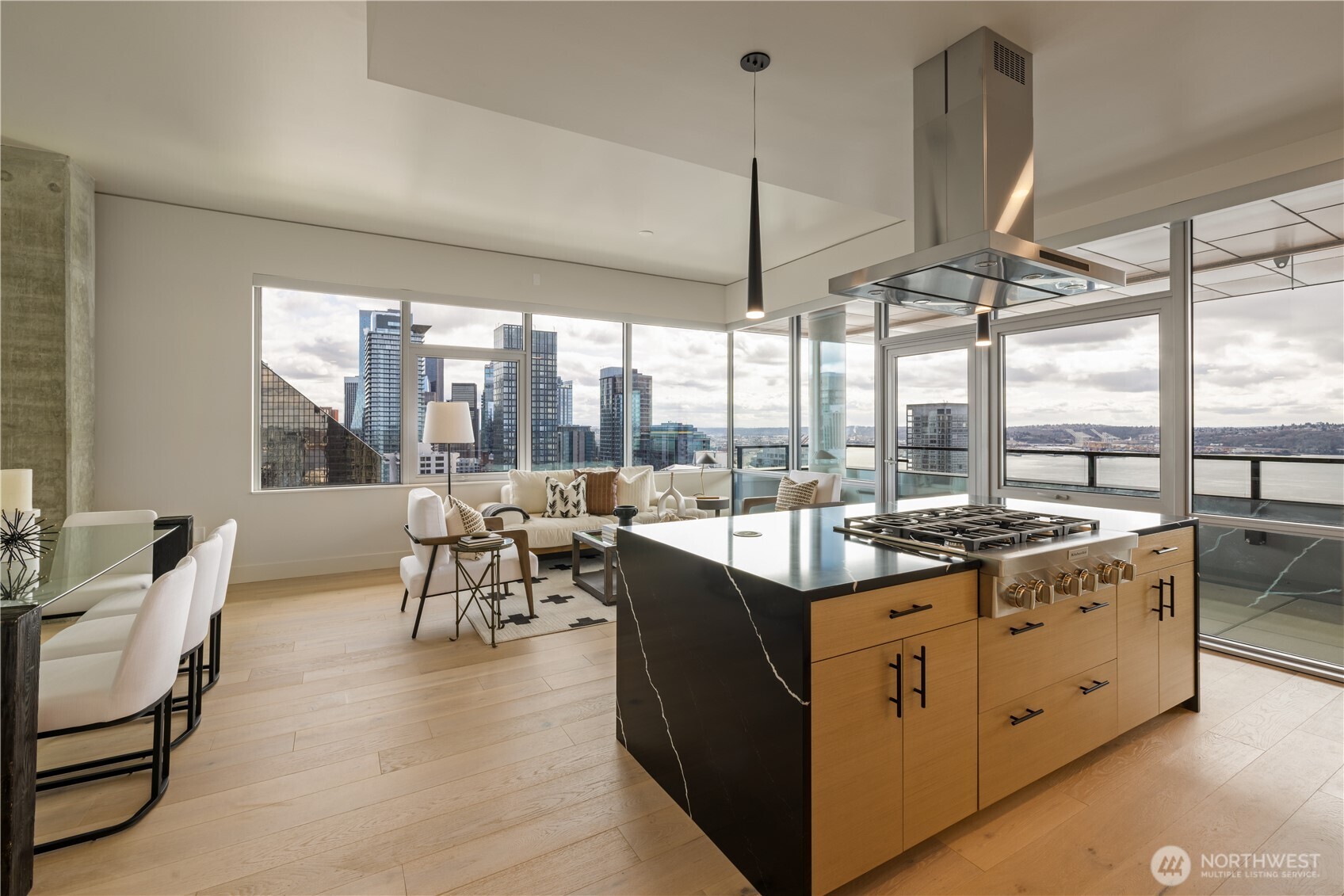 2315 4th Avenue #2803, Seattle, WA 98121