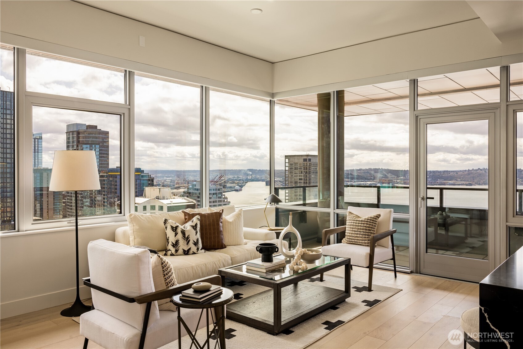 2315 4th Avenue #2803, Seattle, WA 98121