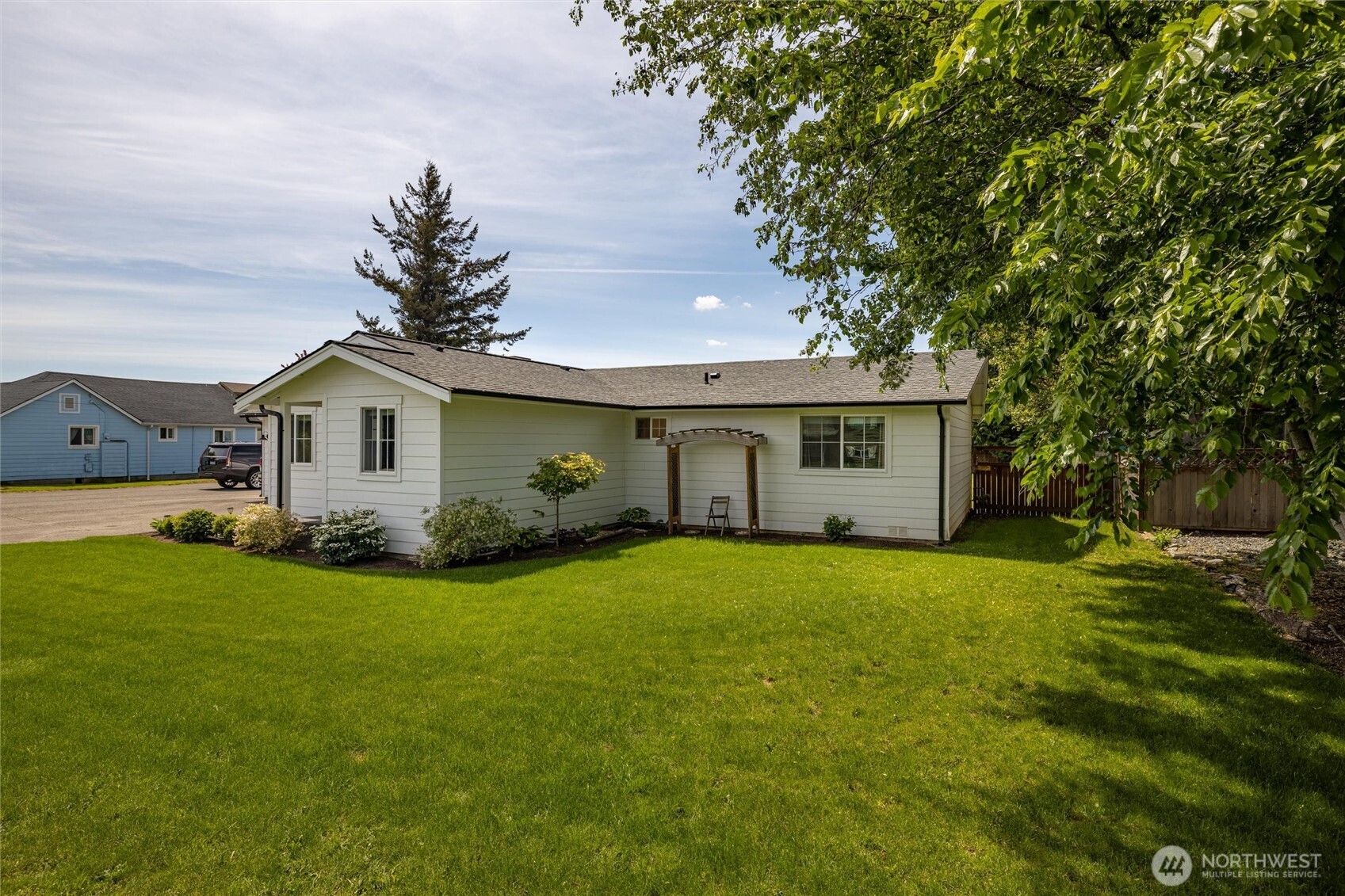 8679 Depot Road , Lynden, WA 98264
