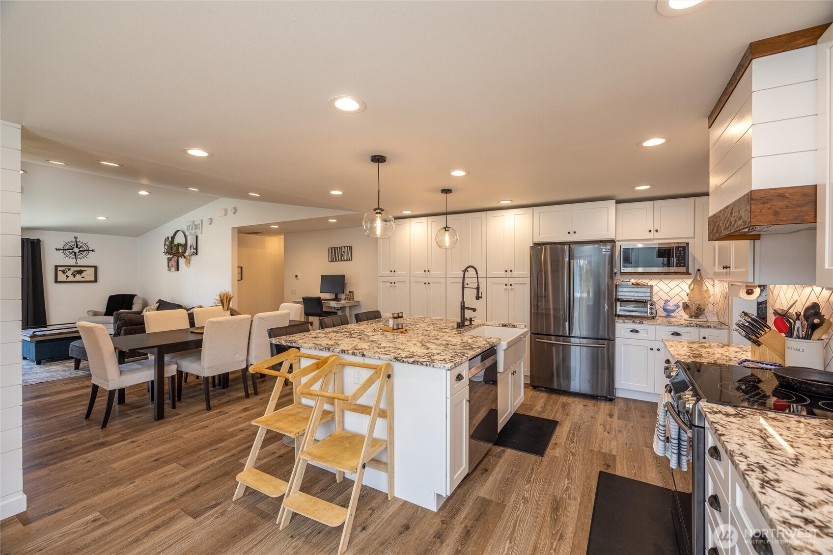 8679 Depot Road , Lynden, WA 98264