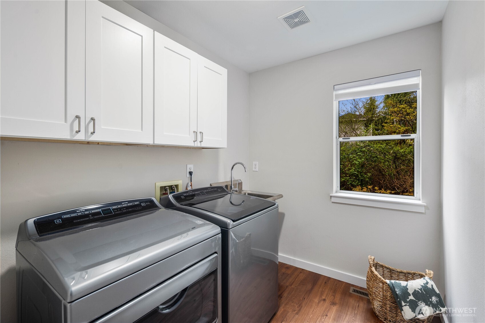 14906 55th Drive SE, Everett, WA 98208-8929