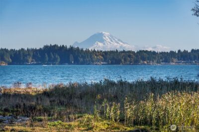 5208 Illahee Road NE, Bremerton, WA 98311 - Photo 2